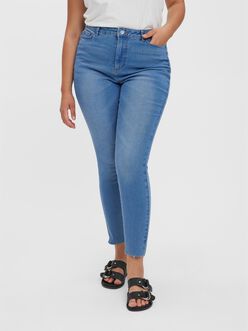 FINAL SALE- CURVE Emilee slim fit jeans