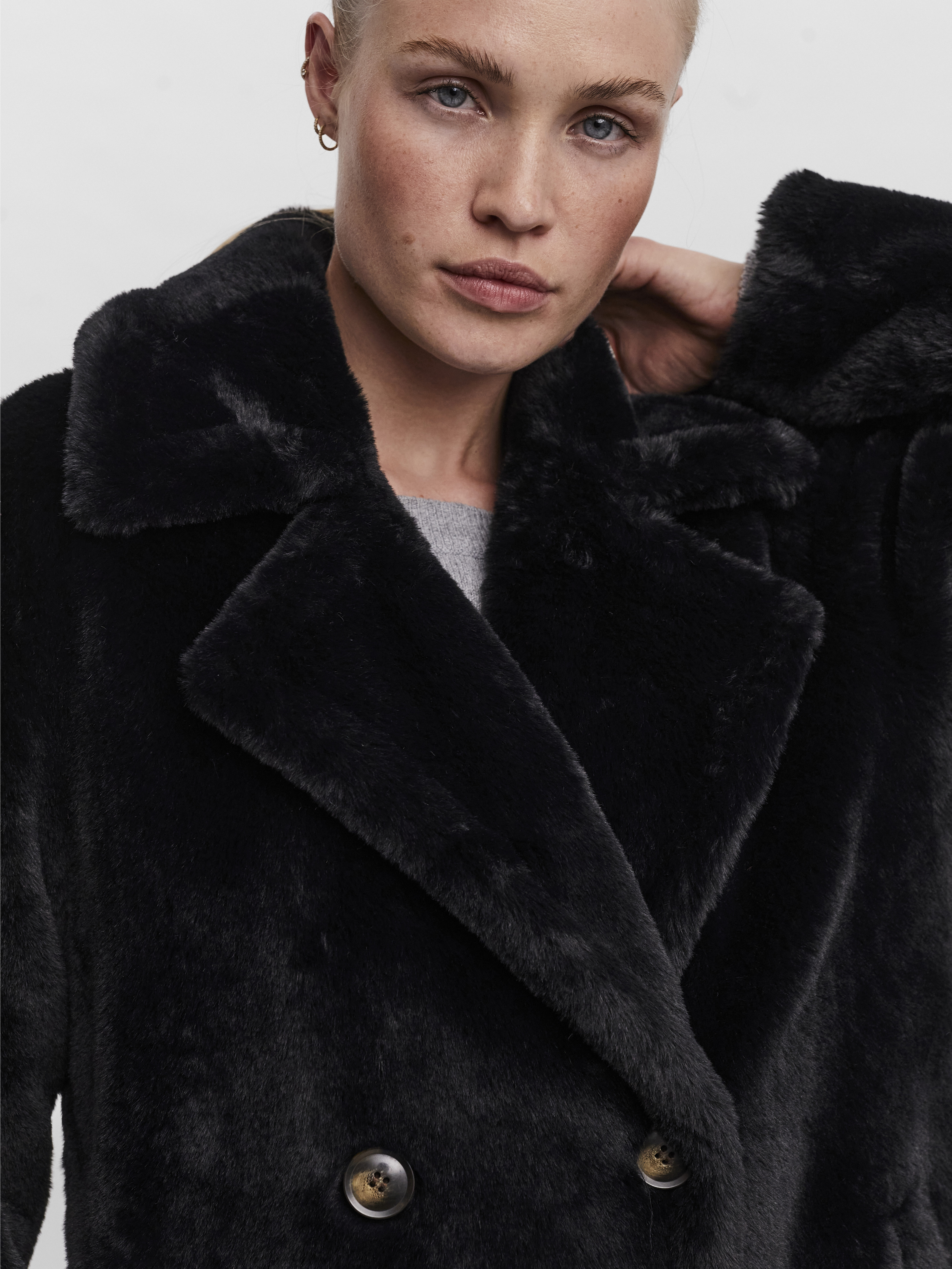 FINAL SALE - Suilyon double breasted faux-fur coat, BLACK, large